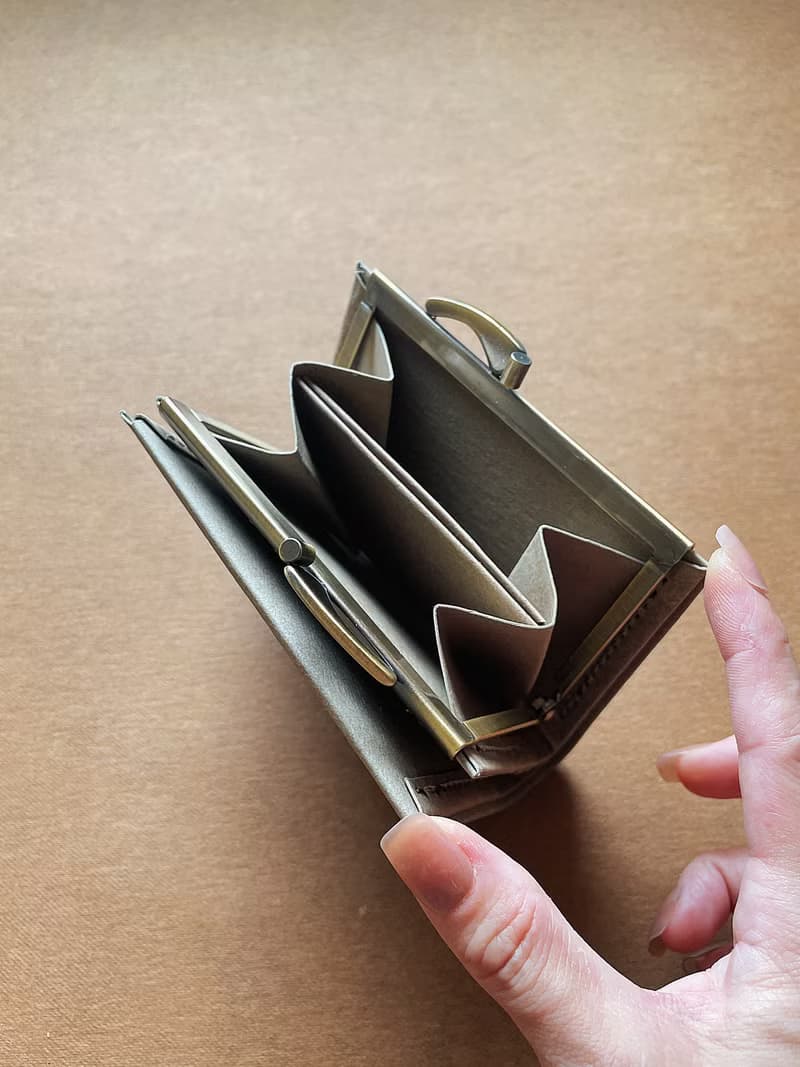 - 水洗紙口金短夾 /-*岩灰*2025新品*素食紙皮革