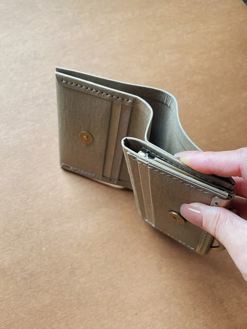 - 水洗紙口金短夾 /-*岩灰*2025新品*素食紙皮革