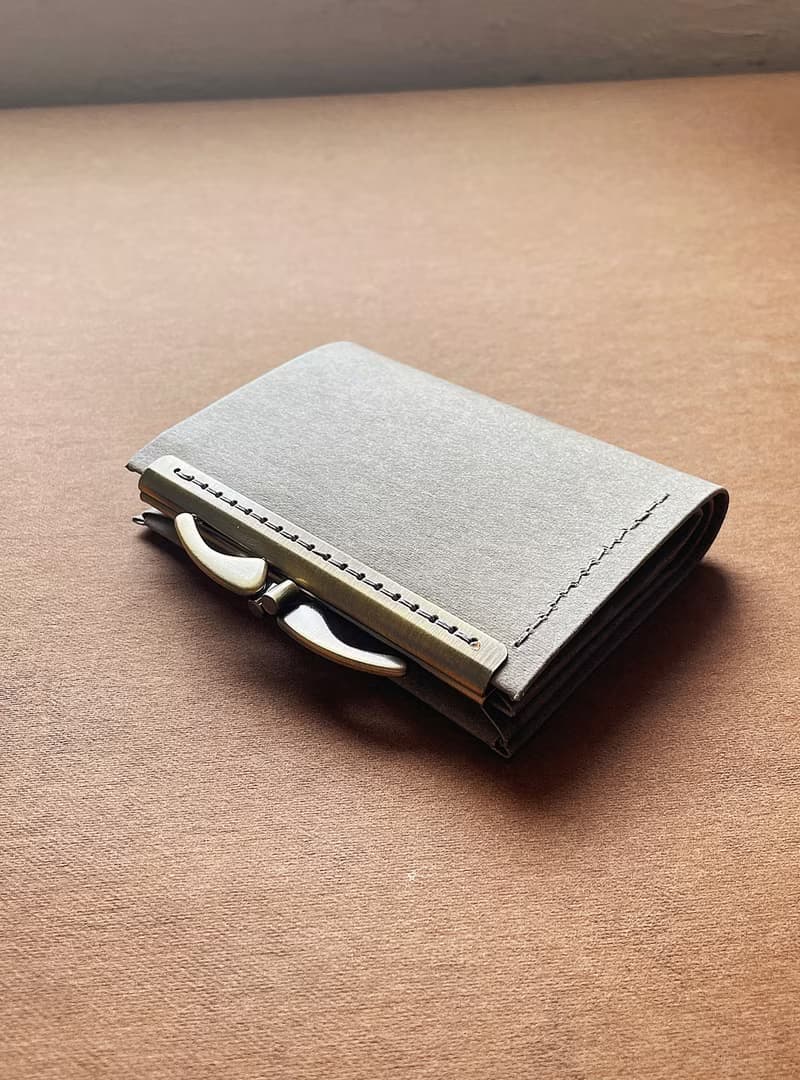 - 水洗紙口金短夾 /-*岩灰*2025新品*素食紙皮革
