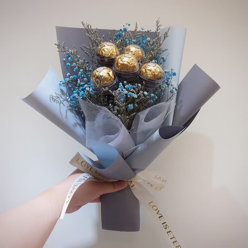 五顆金莎花束 /永生花/乾燥花束/情人節花束/生日禮物/禮物