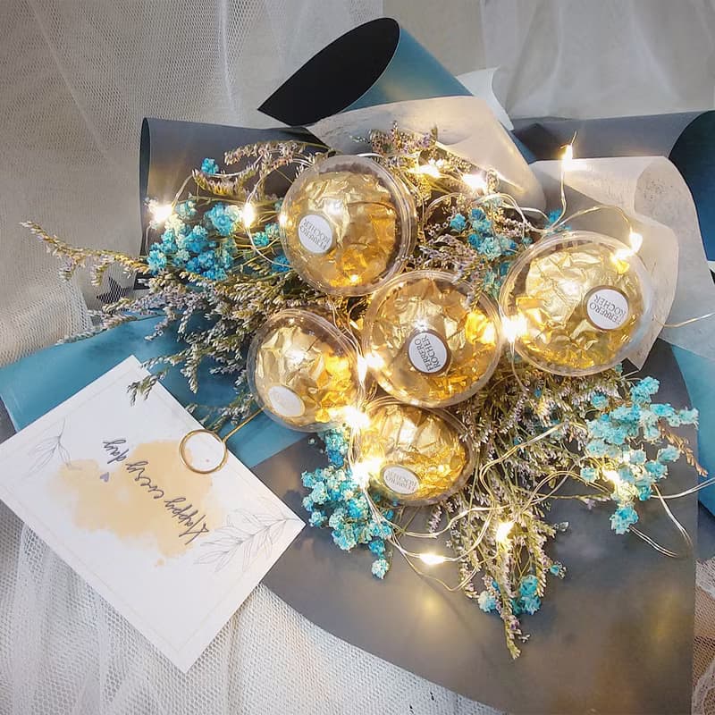 五顆金莎花束 /永生花/乾燥花束/情人節花束/生日禮物/禮物