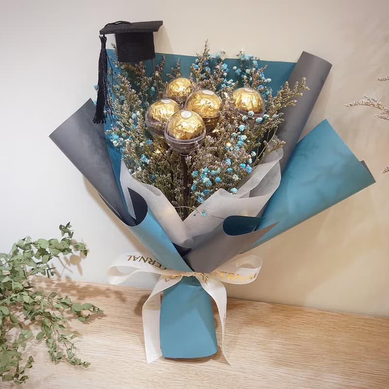 五顆金莎花束 /永生花/乾燥花束/情人節花束/生日禮物/禮物