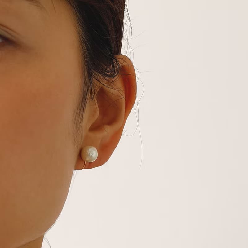 cotton pearl ―8mmコットンパールのループフィットイヤリング