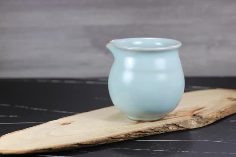 【送禮好物】360~400ml 汝窯無把 手拉坯 咖啡下壺 茶海 公道杯