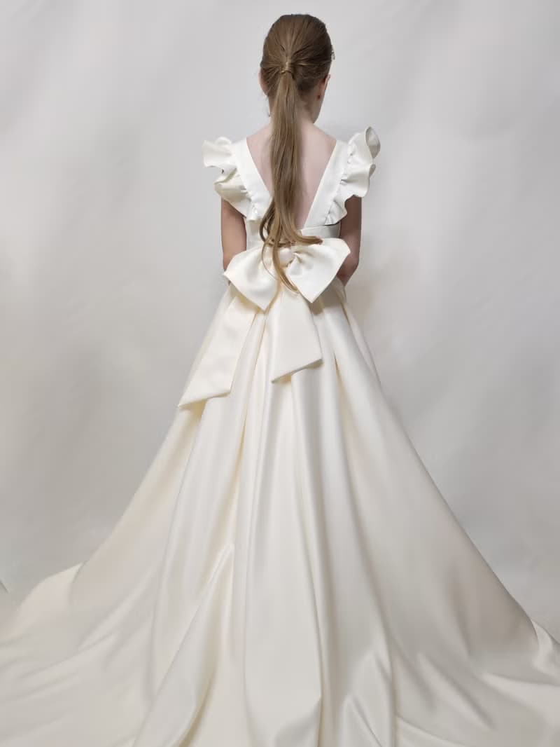 適合女孩參加婚禮 生日的時尚花朵禮服