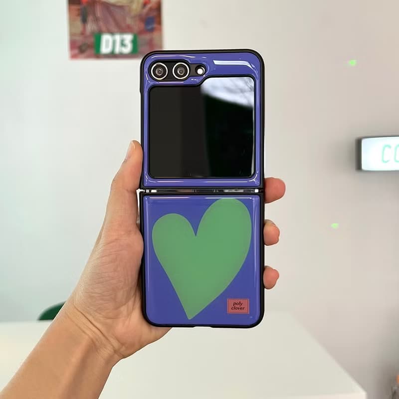 heart Galaxy Z Flip 5 Epoxy bumper phone case (green)