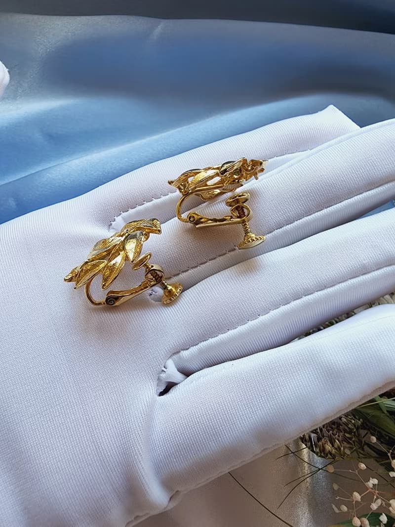 美國西洋古董飾品/ NAPIER金色旋葉團夾式耳環/復古早期首飾