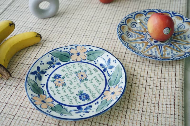 日本雜貨-西班牙花朵彩繪陶瓷餐盤