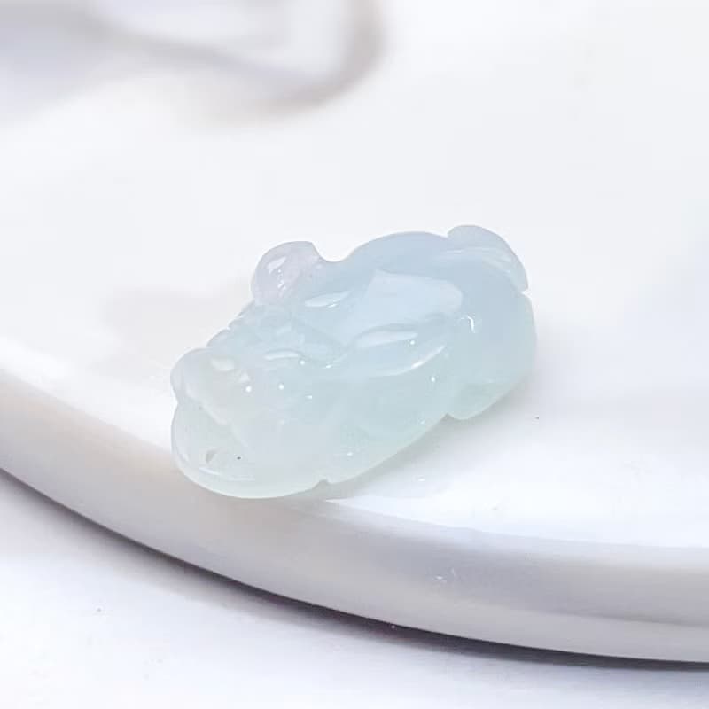 【招財神獸】冰綠種翡翠貔貅吊飾 | 天然緬甸玉翡翠A貨