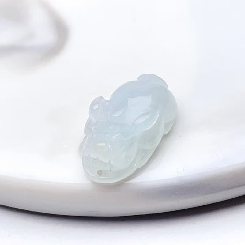 【招財神獸】冰綠種翡翠貔貅吊飾 | 天然緬甸玉翡翠A貨