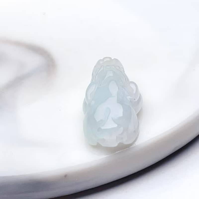 【招財神獸】冰綠種翡翠貔貅吊飾 | 天然緬甸玉翡翠A貨