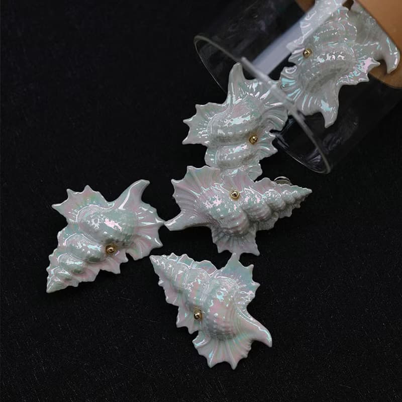 【螺】春季新品文藝小眾獨特海洋生物陶瓷炫彩情侶胸針