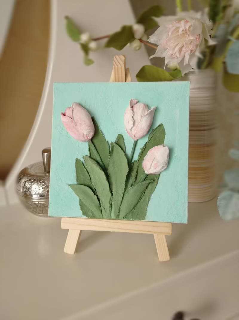 情人节礼物 Valentine's Day gift Mini canvas painting of pink tulips on easel