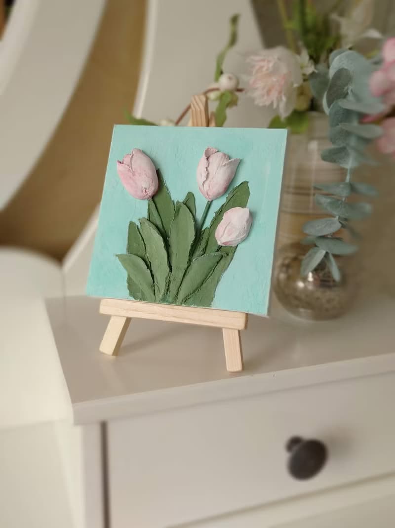 情人节礼物 Valentine's Day gift Mini canvas painting of pink tulips on easel