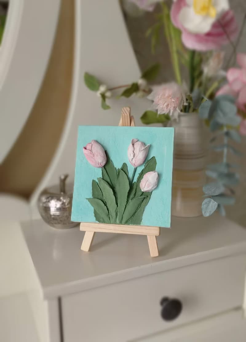 情人节礼物 Valentine's Day gift Mini canvas painting of pink tulips on easel