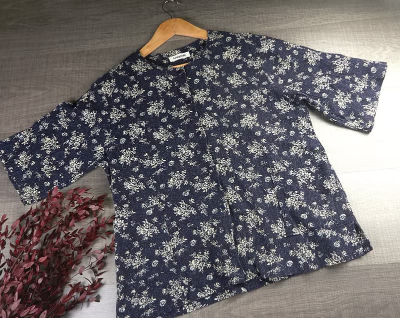 短款藍色碎花復古女式上衣| 女士花卉上衣