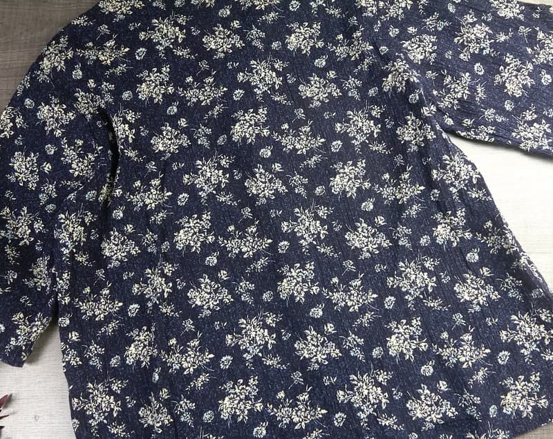 短款藍色碎花復古女式上衣| 女士花卉上衣
