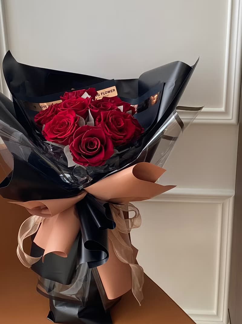 Flora Flower永生玫瑰花束-非你不可