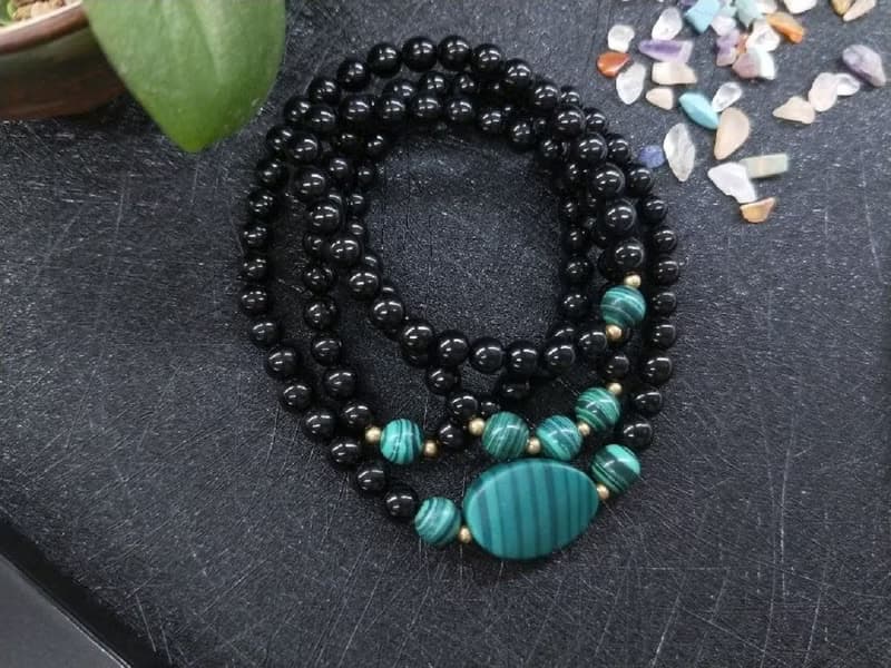 【108顆念珠系列】黑珊瑚*孔雀石*黃銅念珠多圈手串