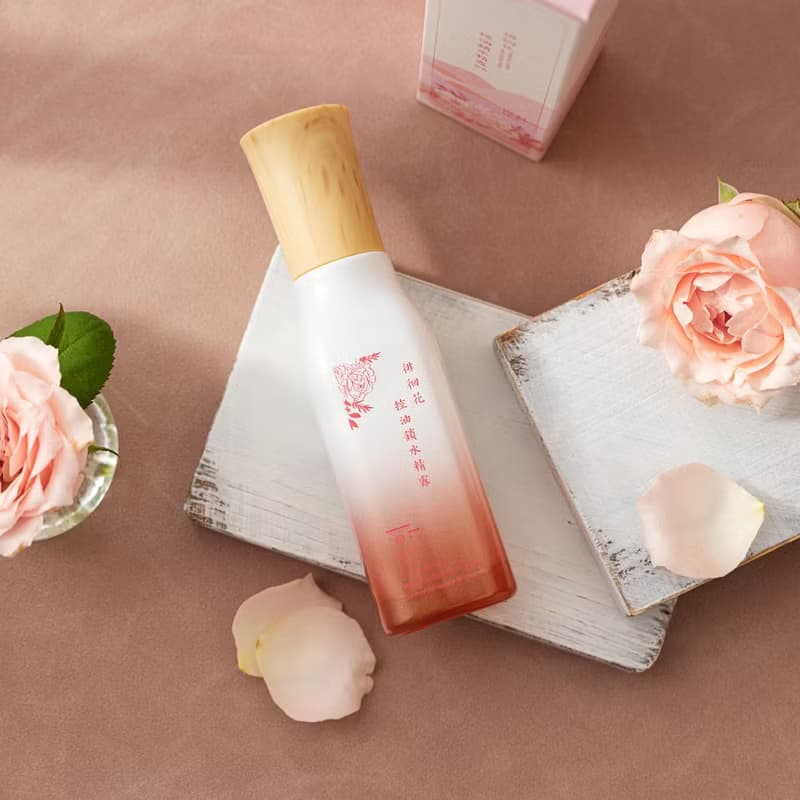 植芮堂【妝後不荳留的擋箭牌】徘徊花控油鎖水精露100ml