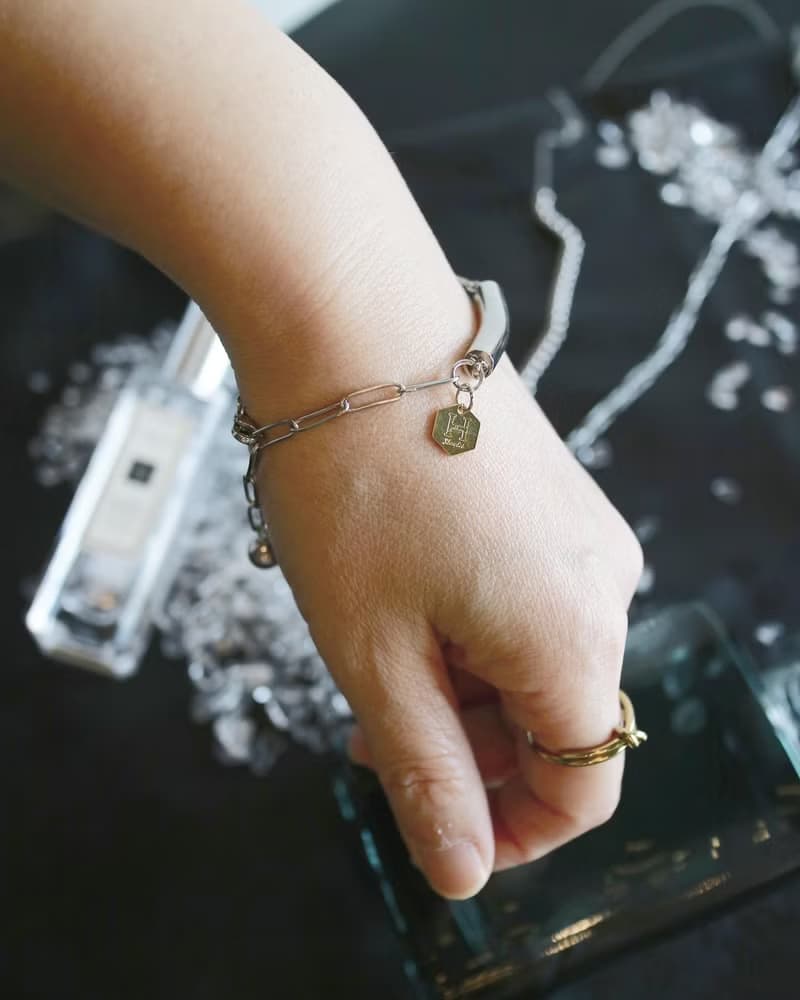 シンプルバーブレスレット