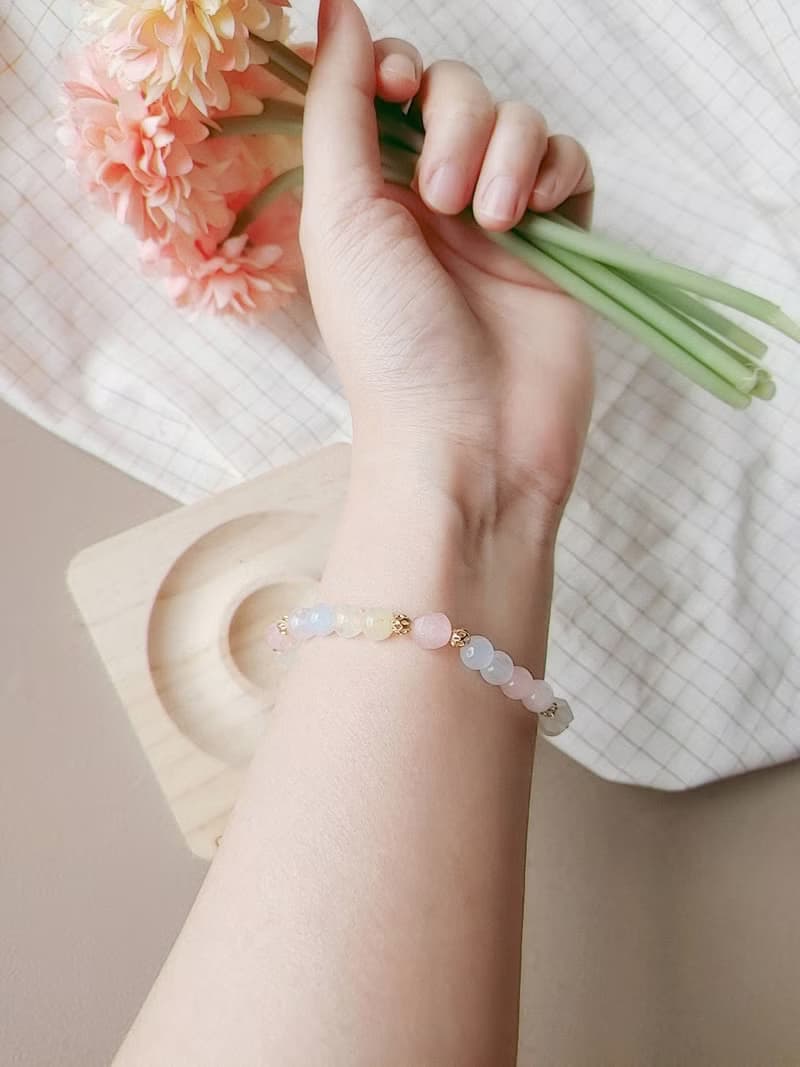 (快速出貨)對應心輪_天然摩根石手環(15-16.5cm)