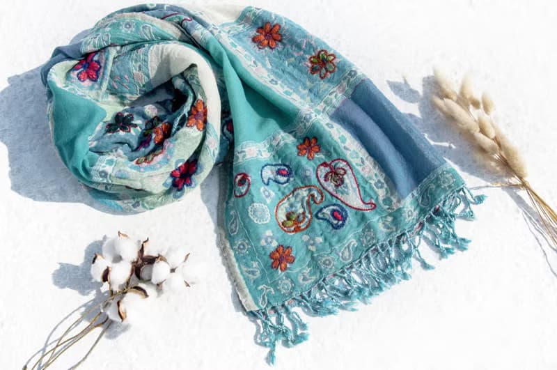 喀什米爾Cashmere刺繡羊毛披肩 針織圍巾 刺繡圍巾 克什米爾-花朵
