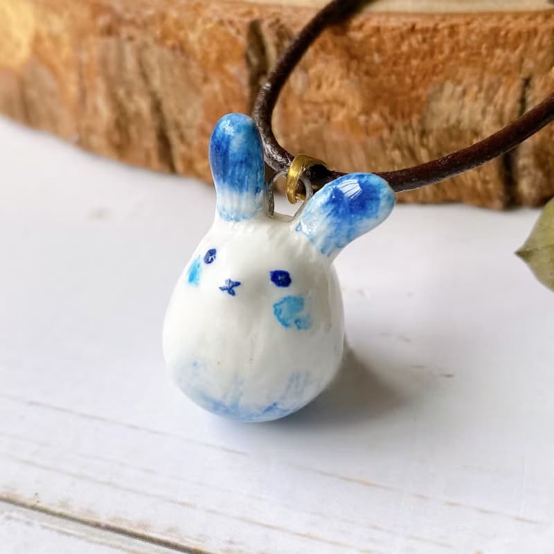 【擴香項鍊】香水精油項鍊 雪國的兔子|手作陶藝