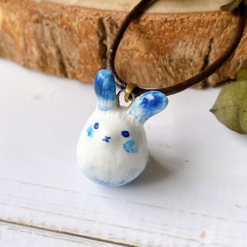 【擴香項鍊】香水精油項鍊 雪國的兔子|手作陶藝