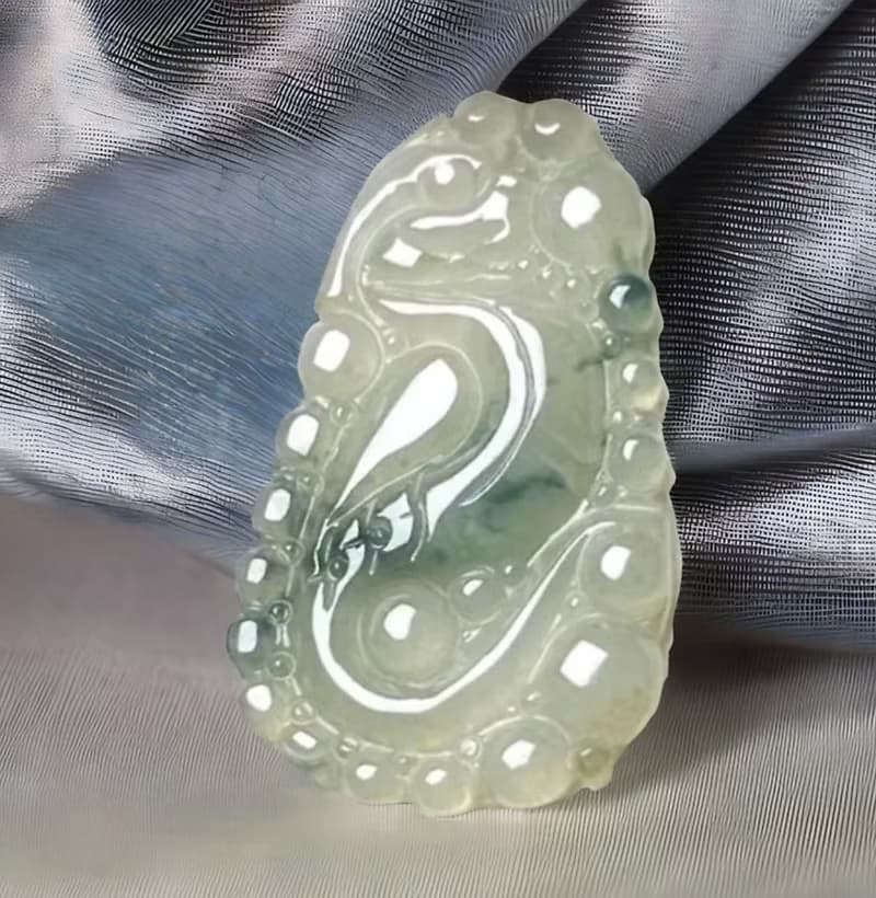 冰種飄花翡翠懷古龍牌項鍊 | 天然緬甸玉翡翠A貨 | 送禮