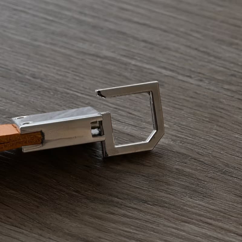 本革 キーホルダー 【 シルバー ロング】栃木レザー Sジーンズ キーホルダー 誕生日 プレゼント ギフト アウトドア レジャー メンズ 父の日 DF01M