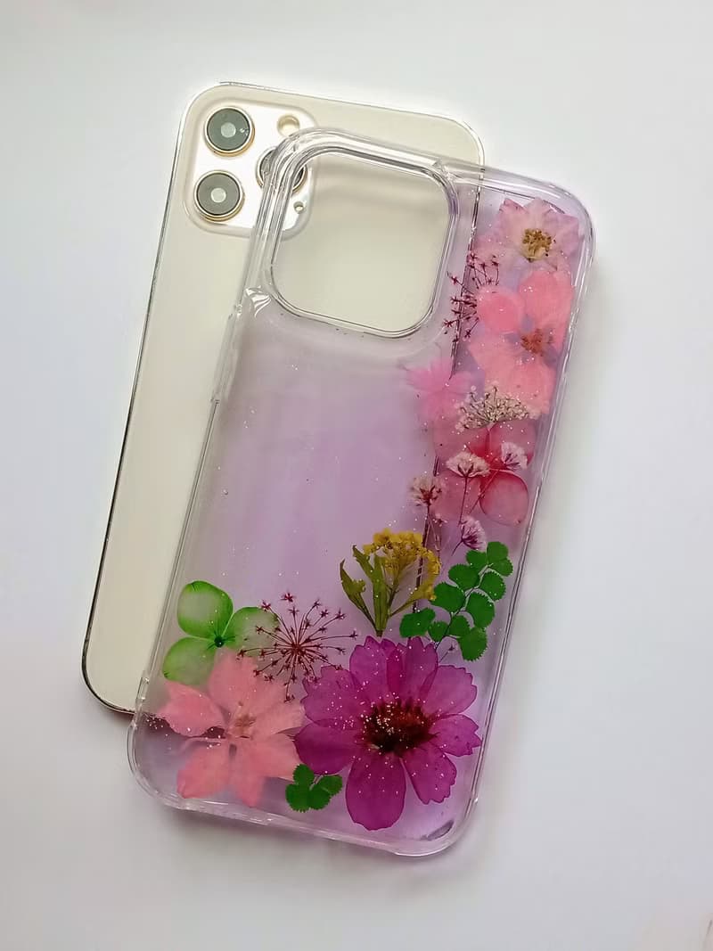 手作押花手機保護殼| iPhone 13 Pro | 紫色戀