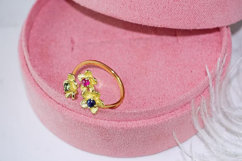 Multi Sapphire Ring Sterling Silver 925 Flower Design.