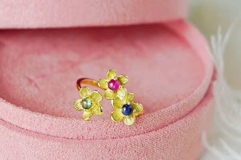 Multi Sapphire Ring Sterling Silver 925 Flower Design.