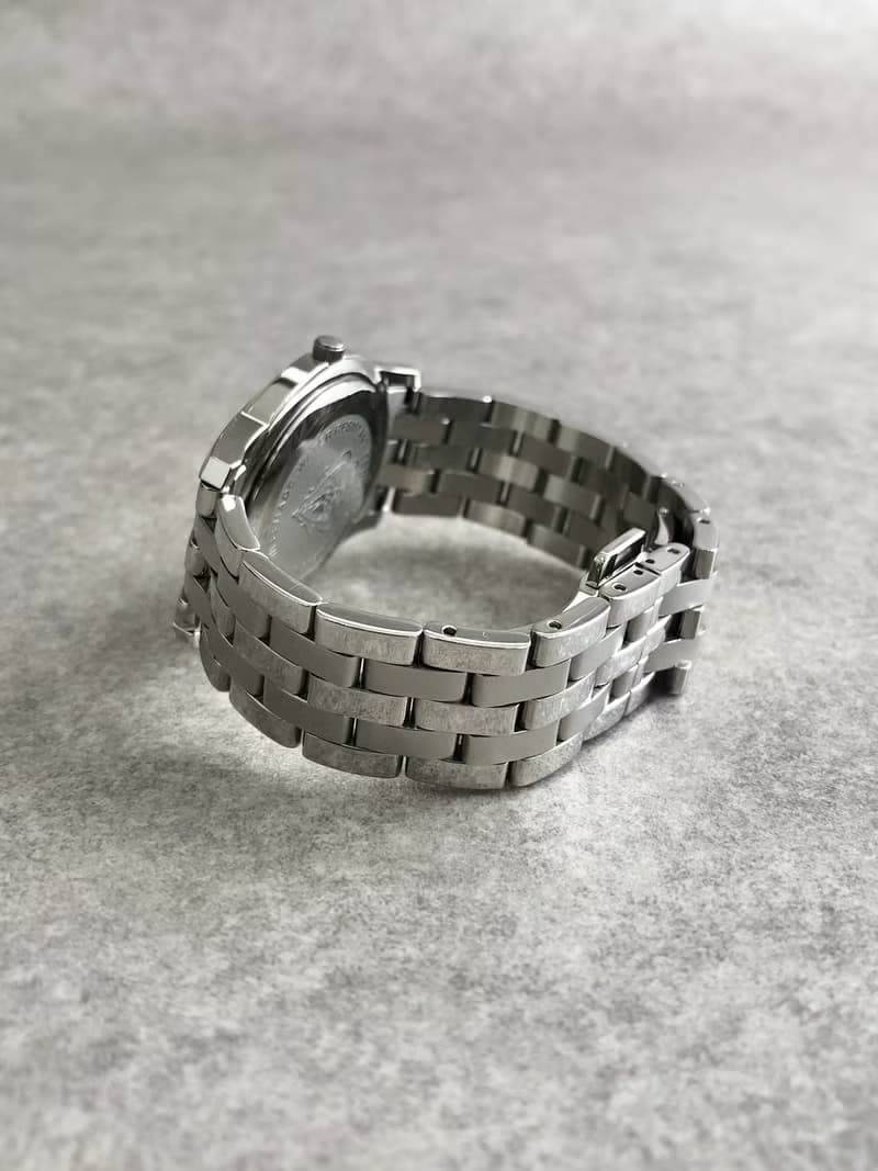 【 日本直送　名牌中古包 】GUCCI グッチ 腕時計 シルバー ステンレス 5500M vintage ヴィンテージ オールド 23ex72