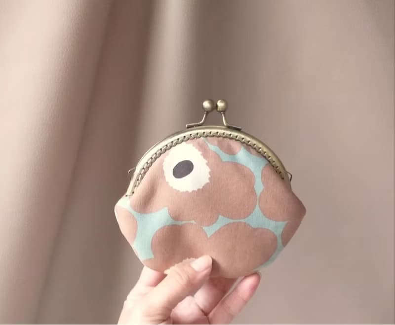 雲朵那堤 - 限量 Marimekko布料 餅乾口金包 / 小物耳機飾品 收納