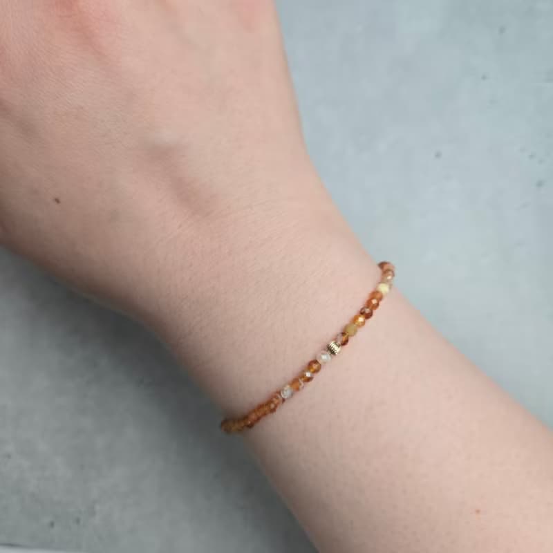 【日本製】ブランデーオパールの14kgf 細身ブレスレット　不器用さんでも安心、ストレスゼロのワンタッチ装着