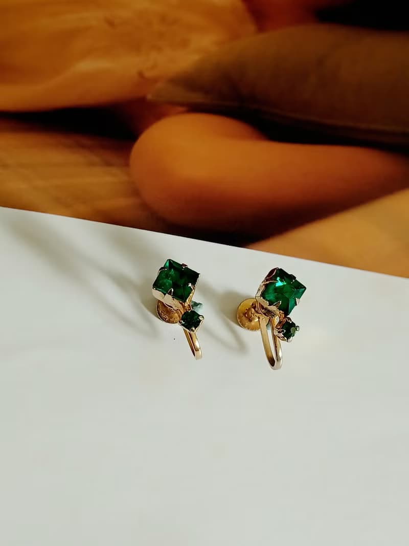 vintage jewelry  古典氣質綠萊茵 夾式耳環