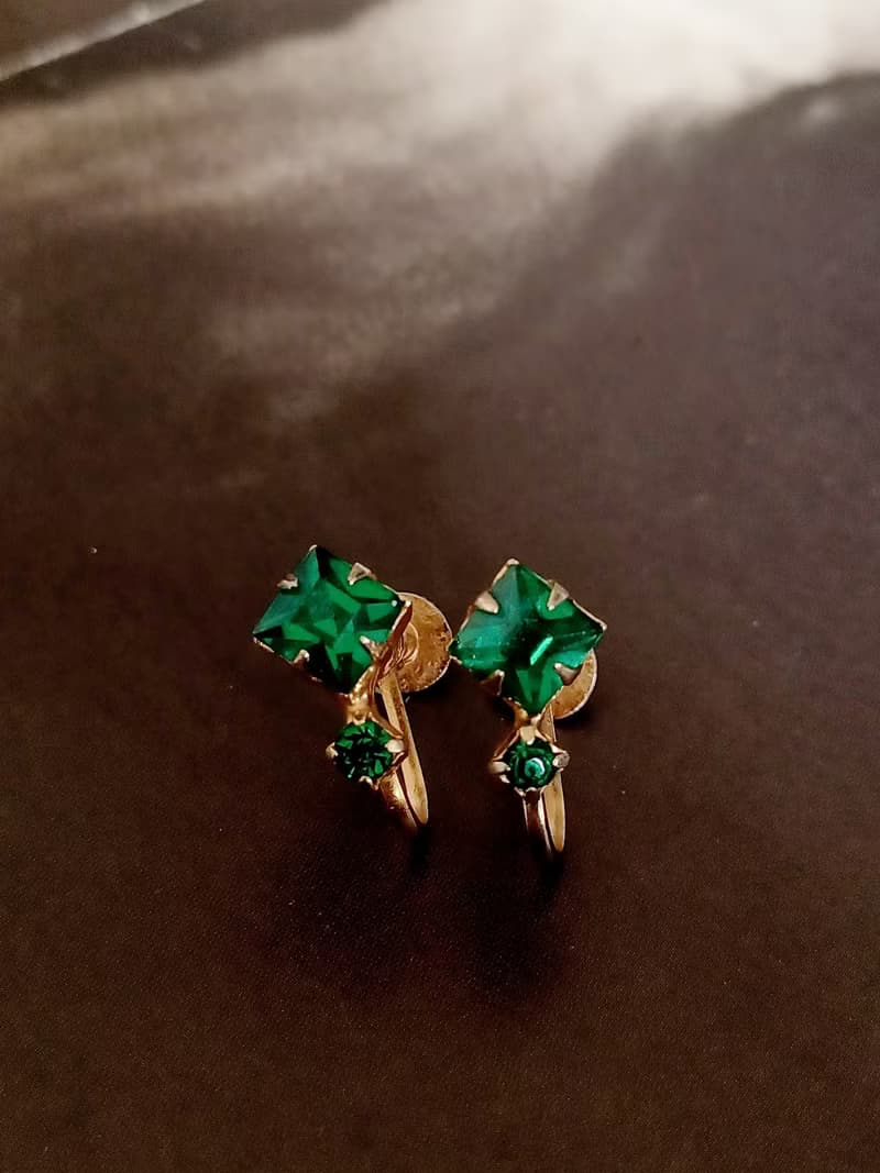 vintage jewelry  古典氣質綠萊茵 夾式耳環