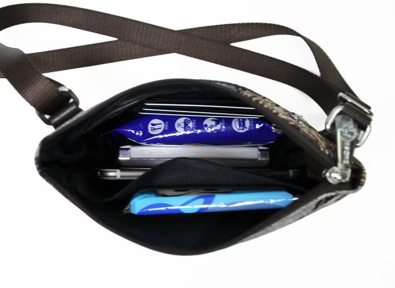 斜背包 防潑水 平織緹花 瀾夢褐 安琪莉卡