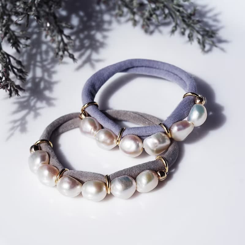 ブレスにも・選べる2色・大粒バロック真珠連なるヘアゴム　Blue/Green