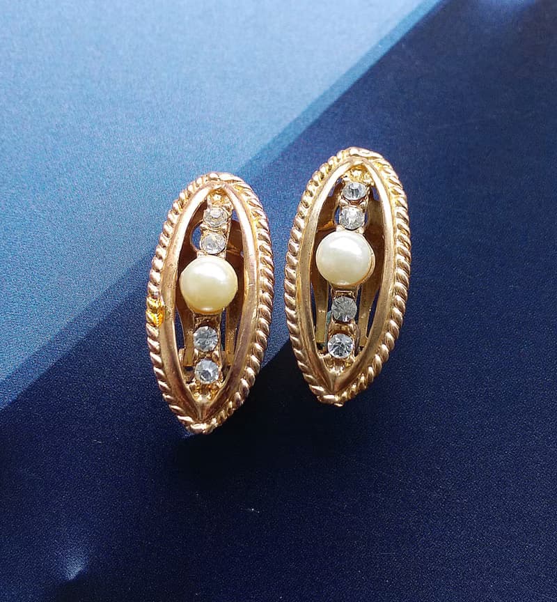 Vintage Jewelry 西洋古董飾品 優雅弧面 仿珠 夾式耳環