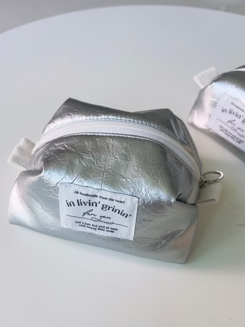 basic silver pouch M