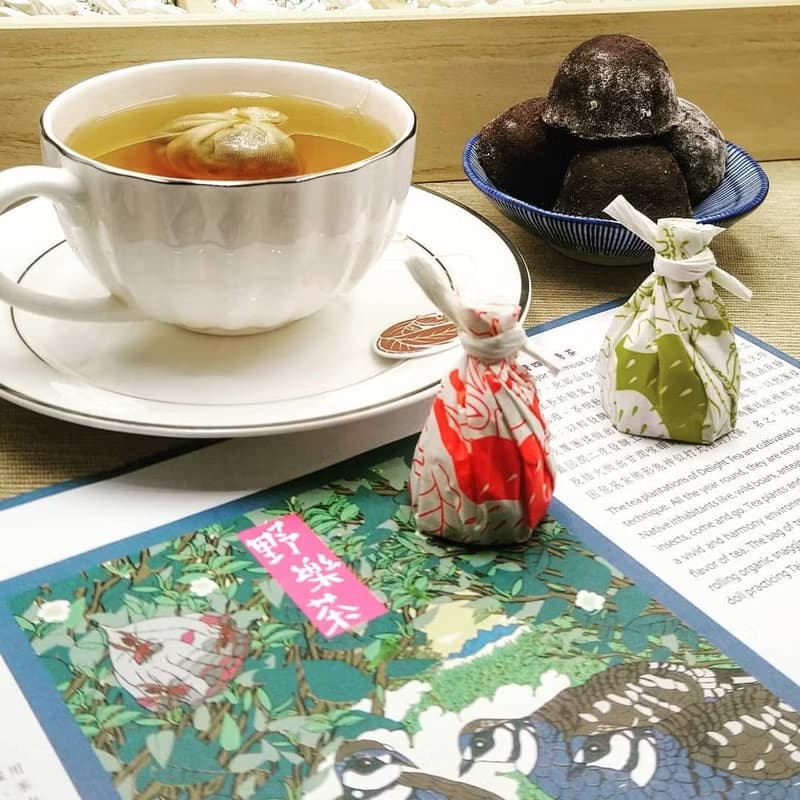 茶葉-【野樂茶】茶山太極-台灣四大青茶之富貴平安新春禮盒(32入)