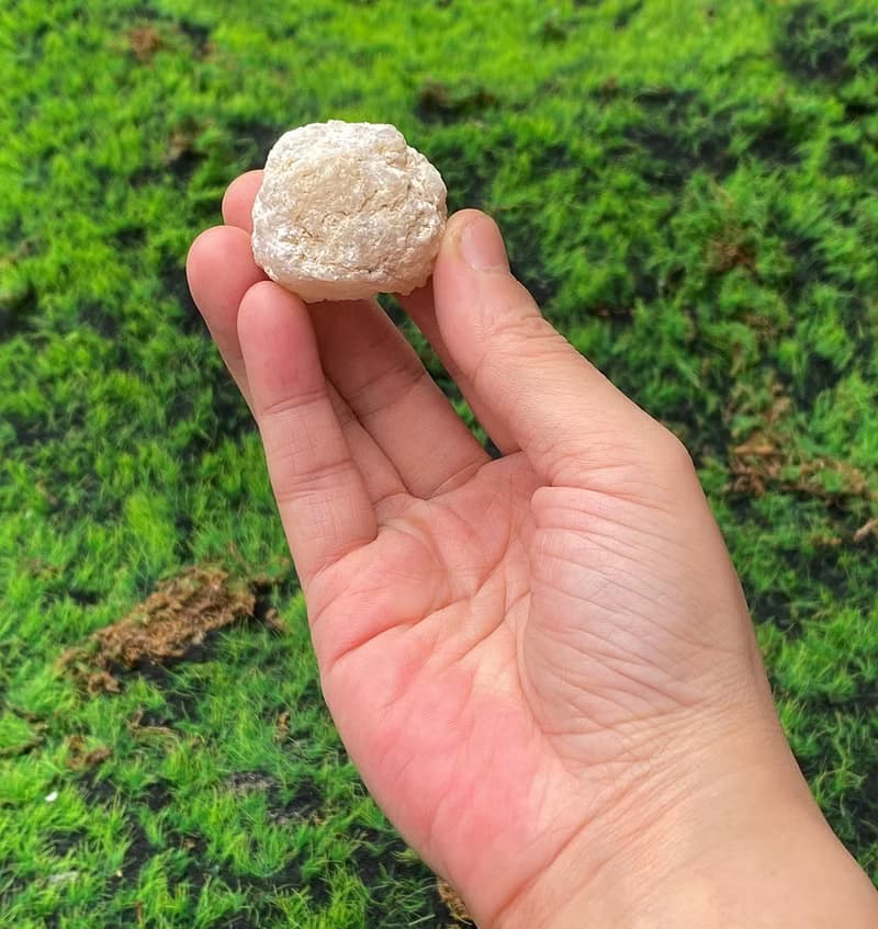 能量擺飾-瑪瑙可愛白晶洞開口笑 招財 療癒 開運 原礦 快速出貨