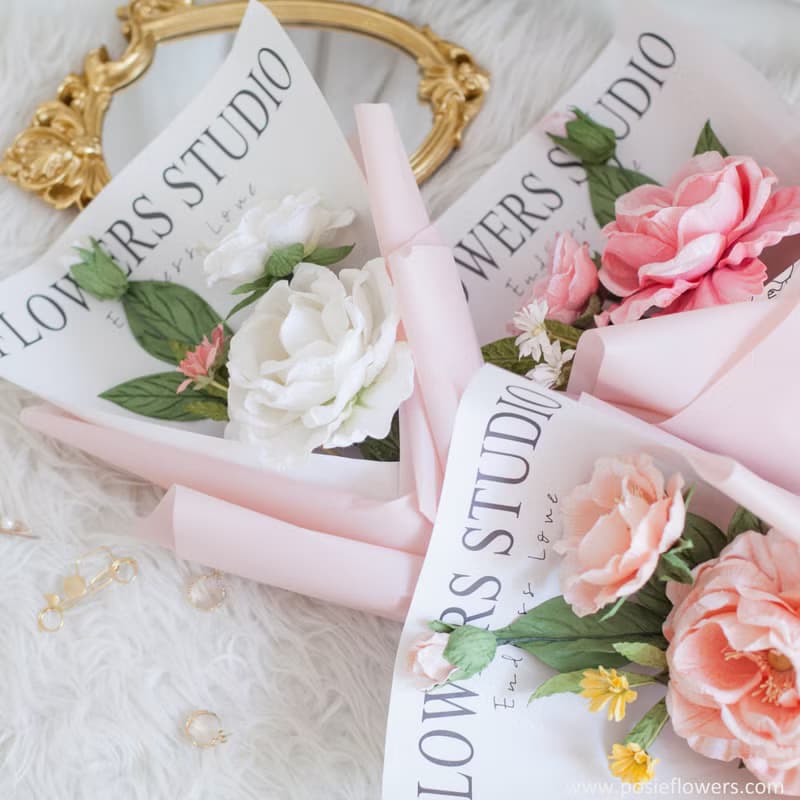 Paper Single White Caroline Rose  mini Bouquet | Aroma Handmade Gift