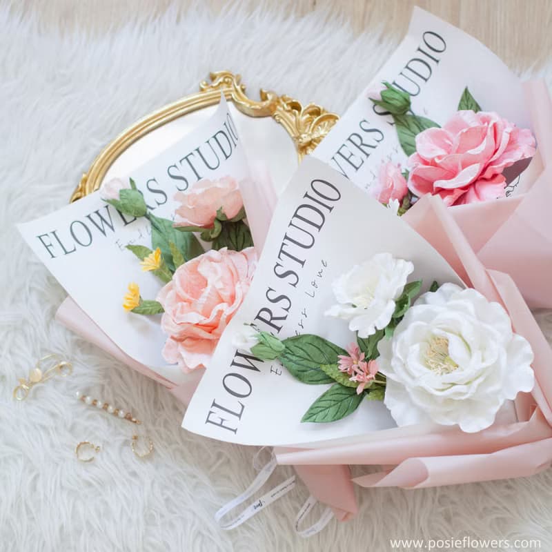 Paper Single White Caroline Rose  mini Bouquet | Aroma Handmade Gift