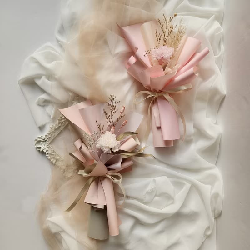 層心層意 康乃馨小花束 永生康乃馨 乾燥花 母親節禮物 節日送禮