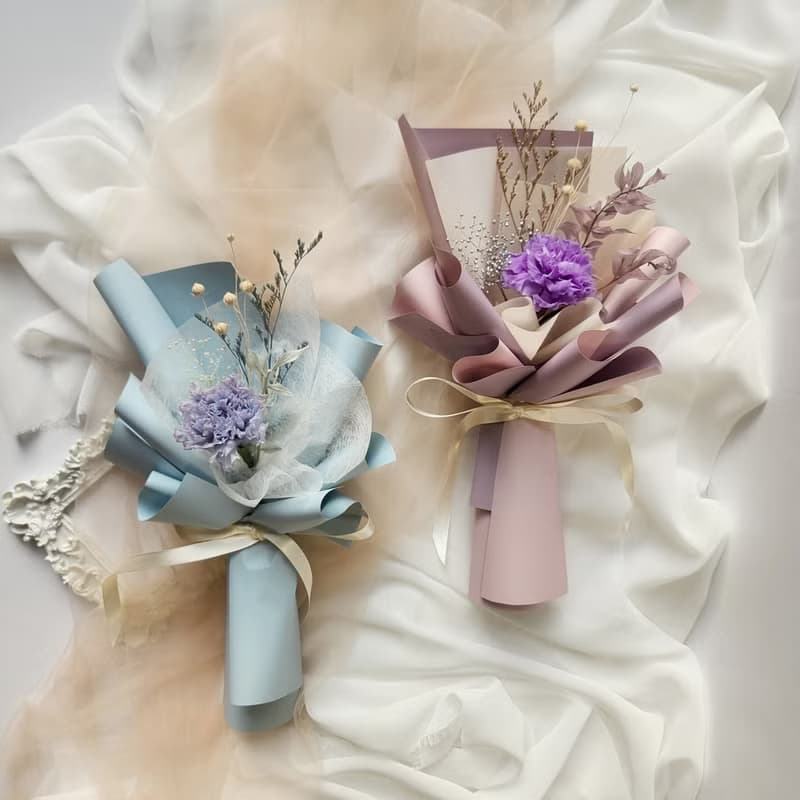 層心層意 康乃馨小花束 永生康乃馨 乾燥花 母親節禮物 節日送禮