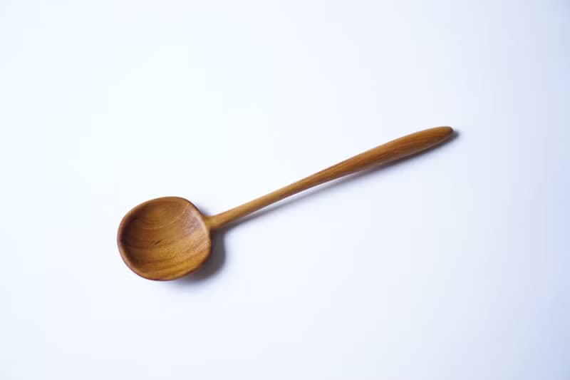 木のスープスプーン, チーク